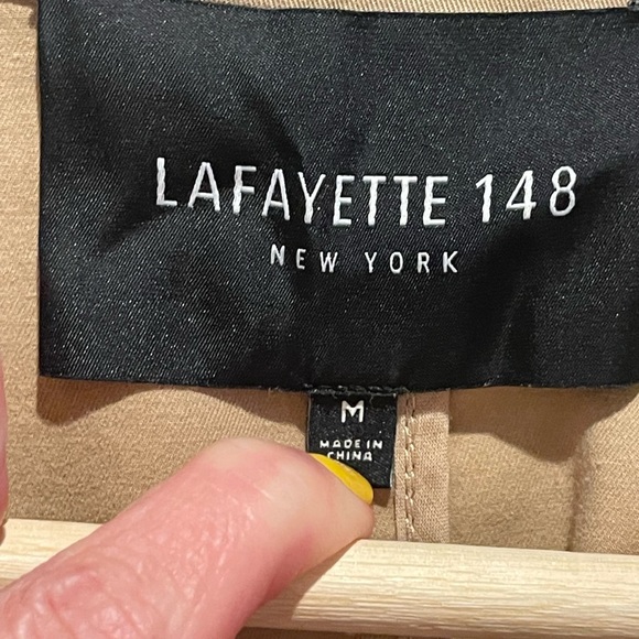 Lafayette 148 NY | Women’s Jacket | Asher Gabardine Crop Trench Coat | Med - Picture 5 of 9